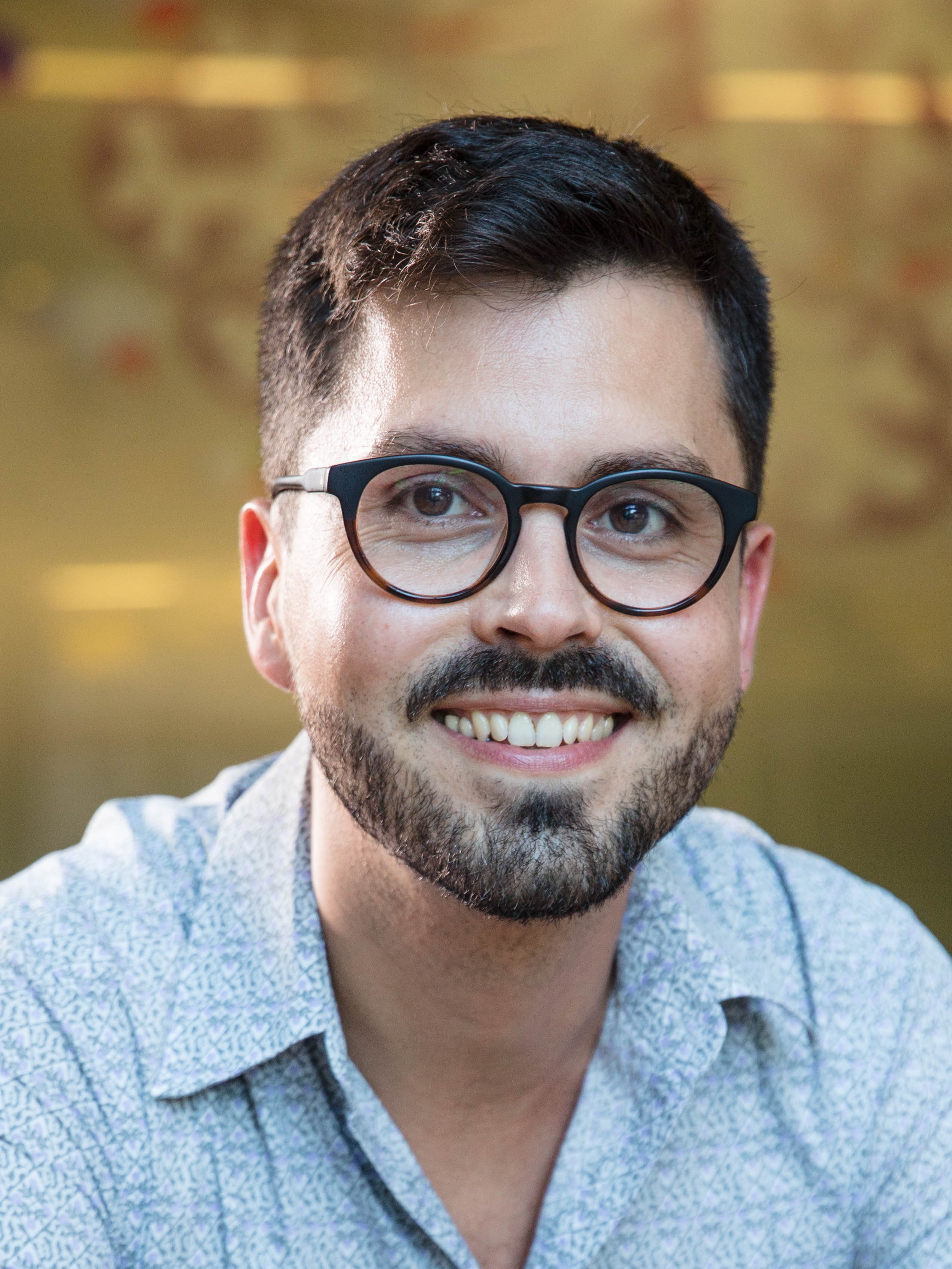 Headshot of Dragan Rangelov